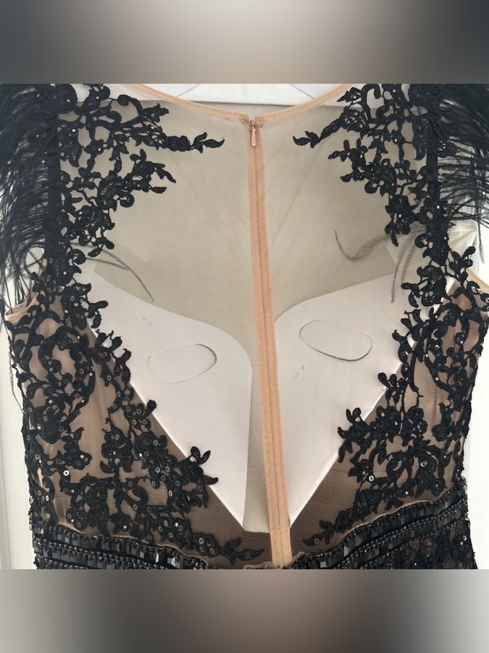 New Mac Duggal Black Lace Evening Gown - Picture 7 of 12